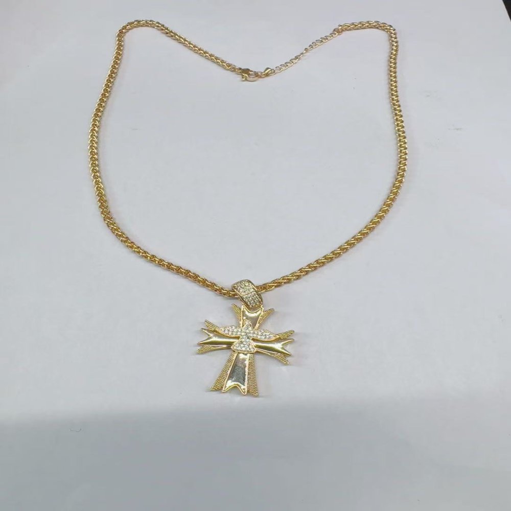Necklace Cross Pendant Cuban Chain Necklace