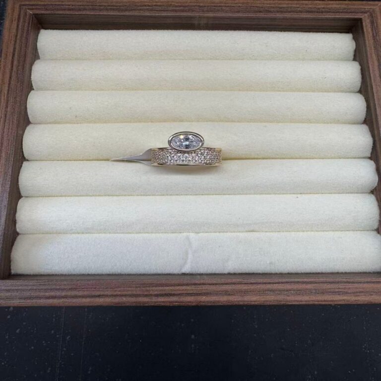 Ring Double-Layer Zircon Eternity Band